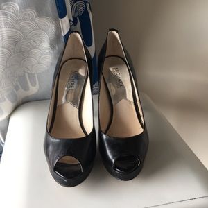 Michael Kors Black Erika Platform pumps
